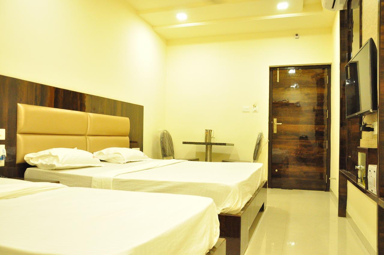 Hotel Pai Residency Hospet Exterior foto